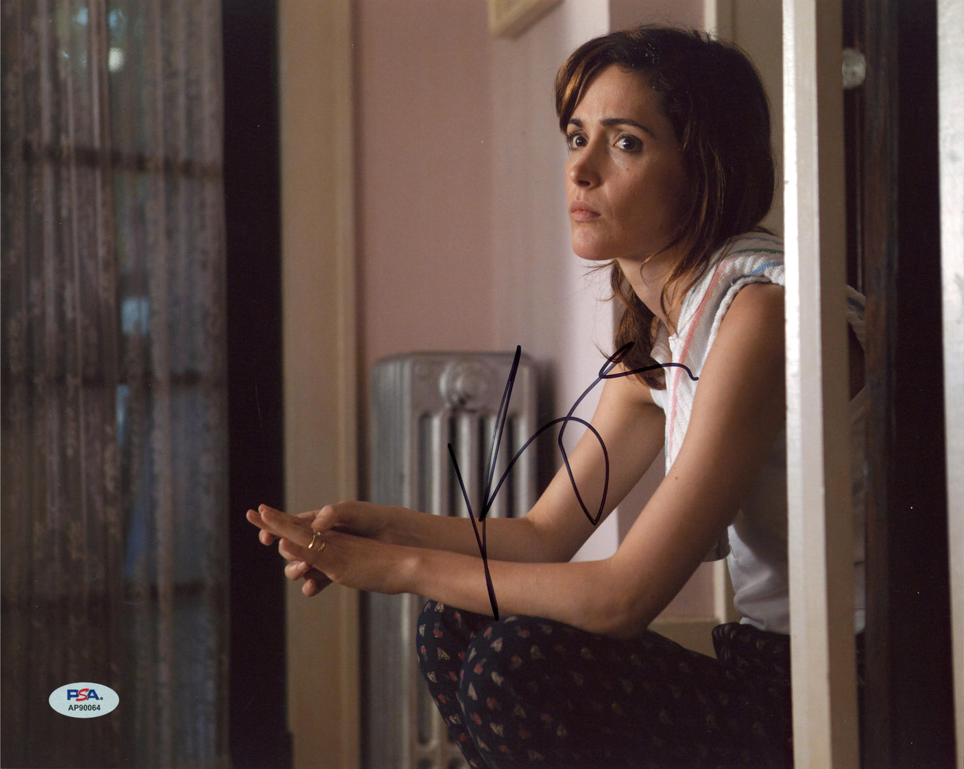 Rose Byrne The Place Beyond the Pines Signed 11x14 Horizontal Photo PSA #AP90064