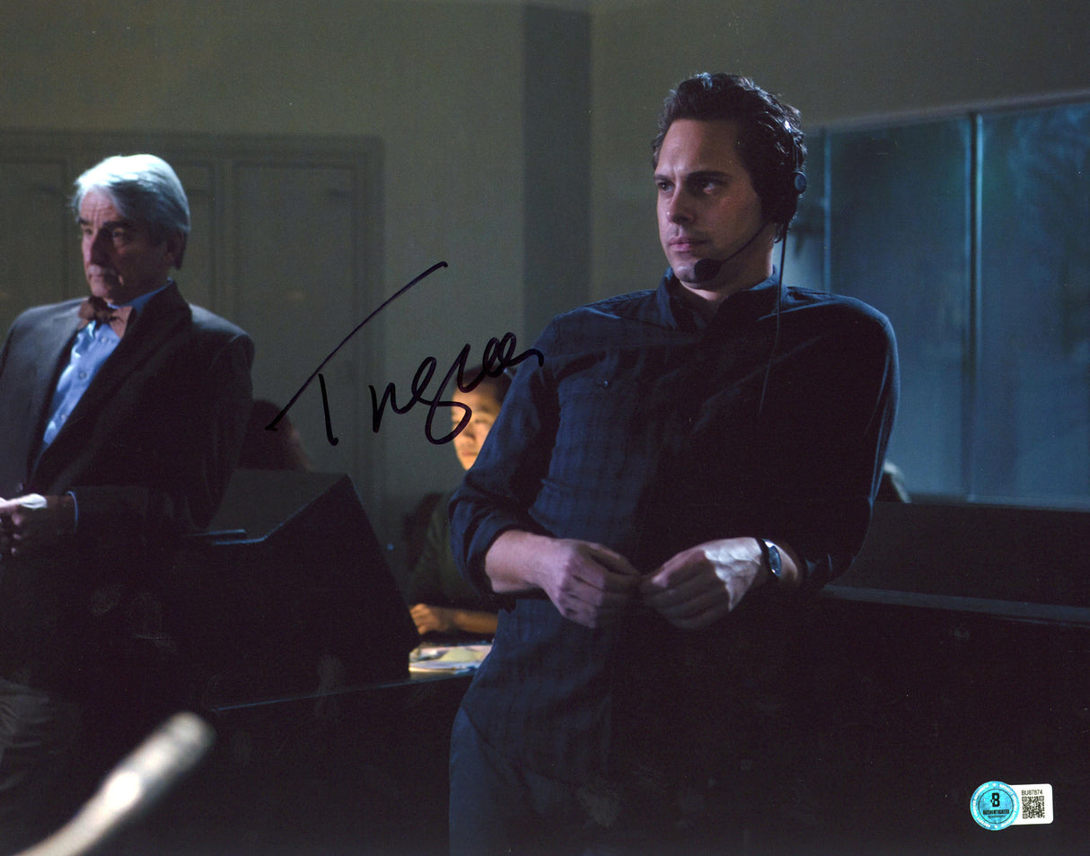 Thomas Sadoski The Newsroom Authentic Signed 11x14 Horizontal Photo BAS #BU87874