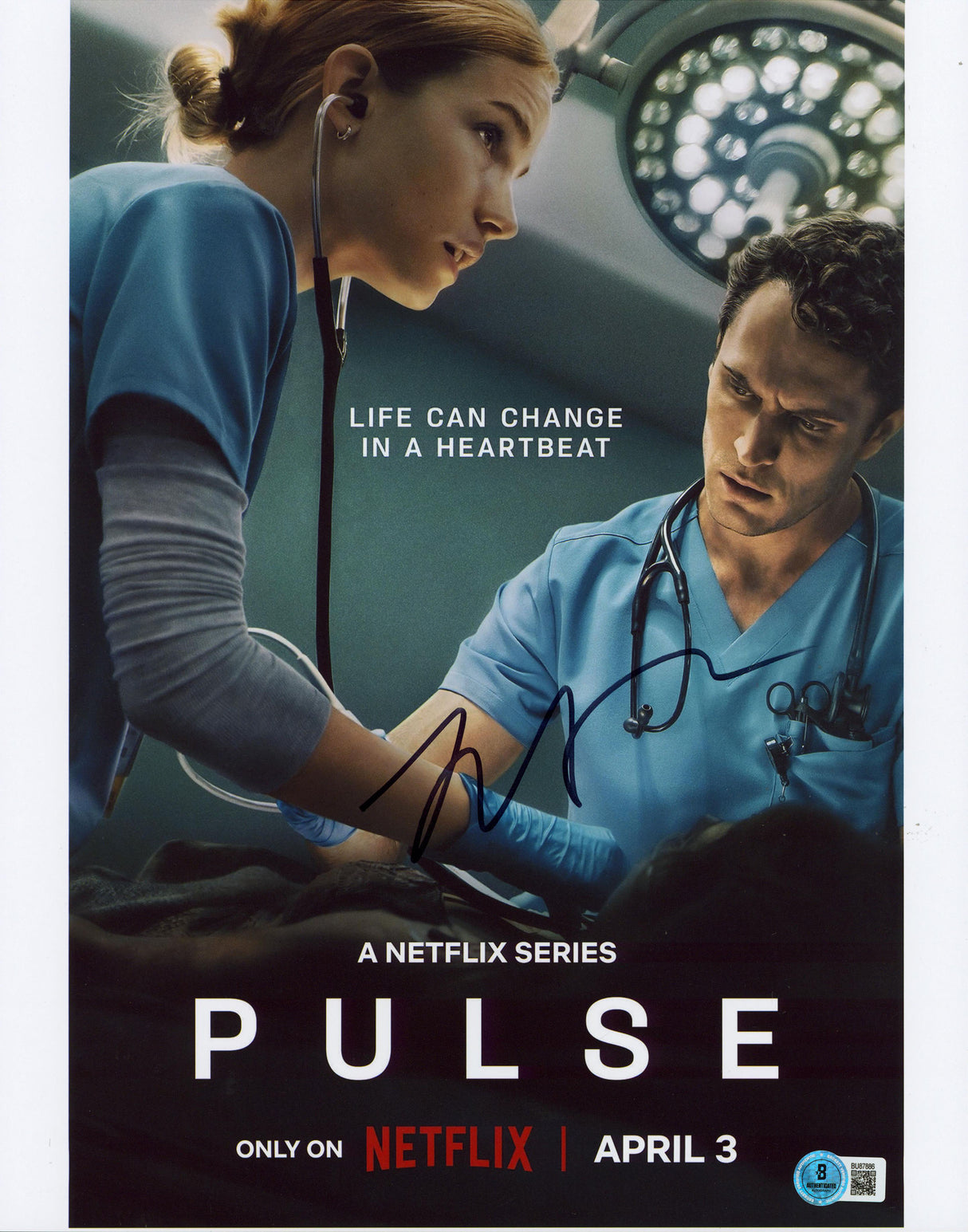 Willa Fitzgerald Pulse Authentic Signed 11x14 Vertical Photo BAS #BU87886