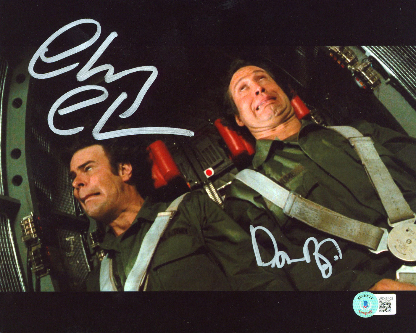 Chevy Chase & Dan Akroyd Spies Like Us Signed 8x10 G-Force Training Photo BAS W