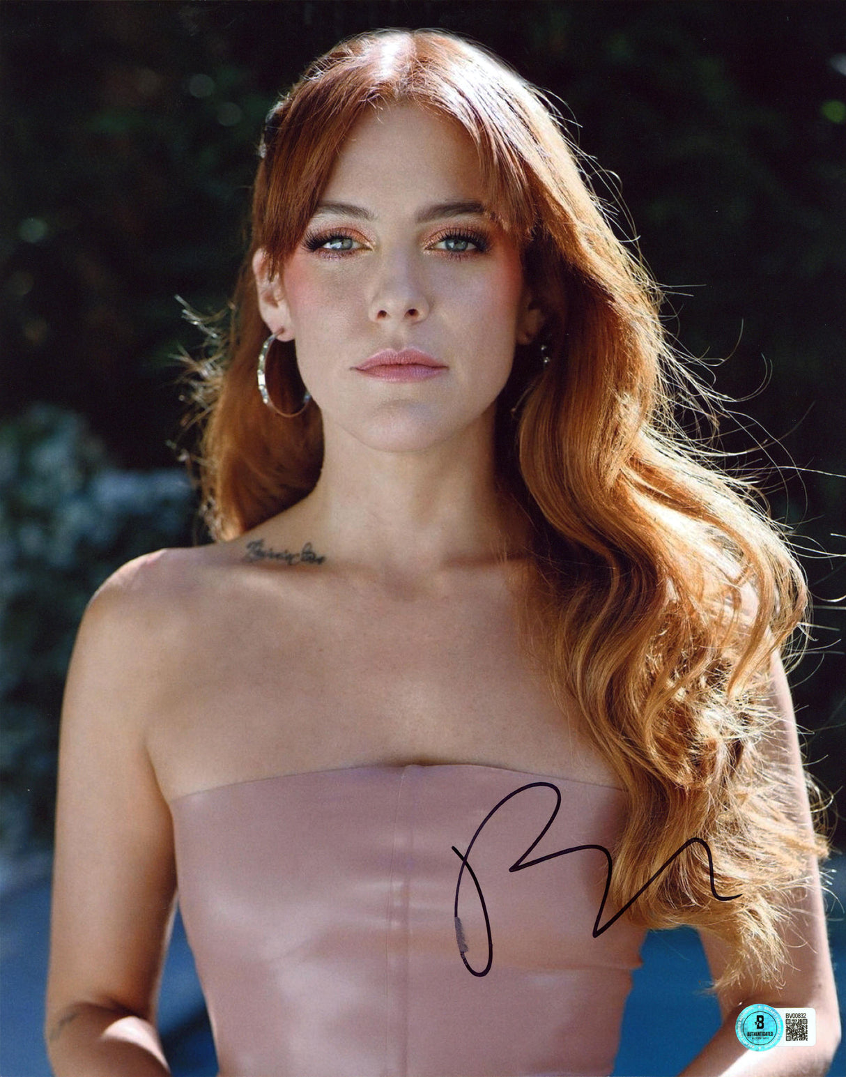 Riley Keough Jay Kelly Authentic Signed 11x14 Vertical Photo BAS #BV00832