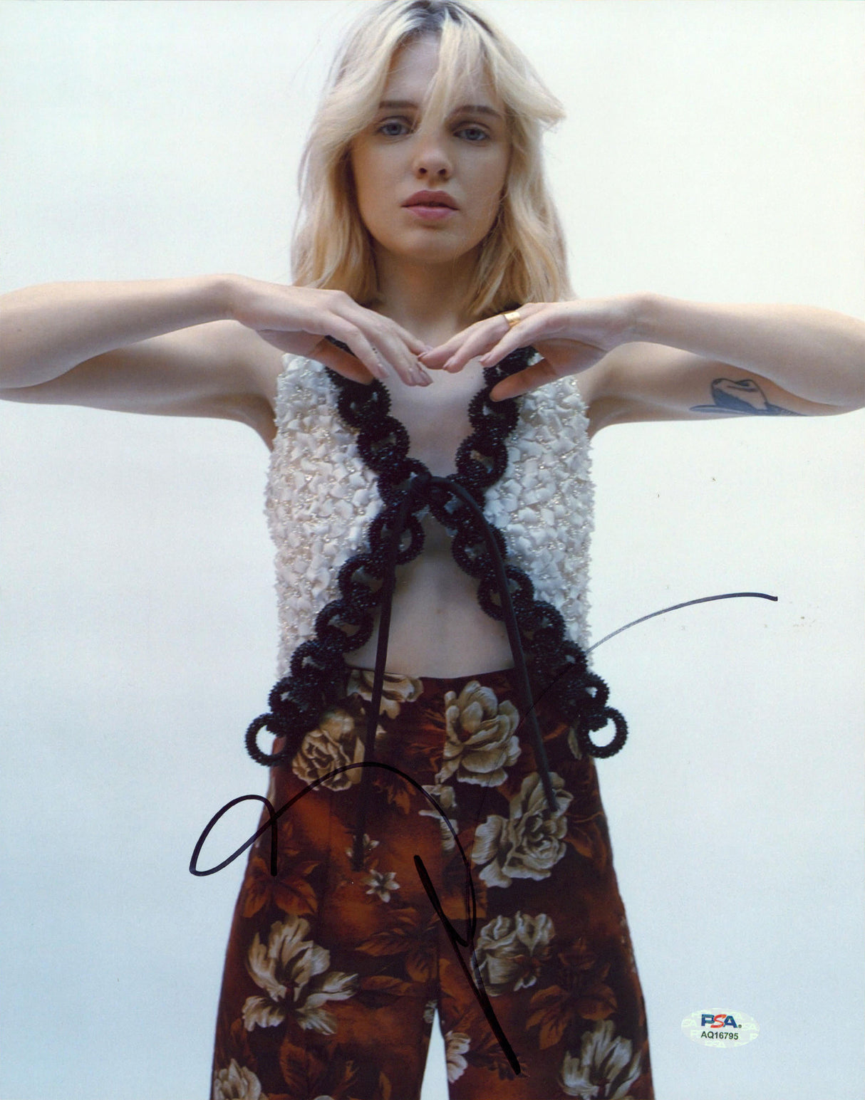 Odessa Young The Stand Authentic Signed 11x14 Vertical Photo PSA/DNA #AQ16795