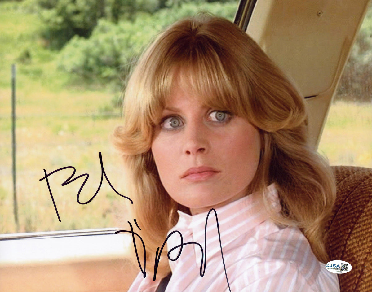 Beverly D'Angelo National Lampoon's Vacation Signed 11x14 Photo JSA #CU04039