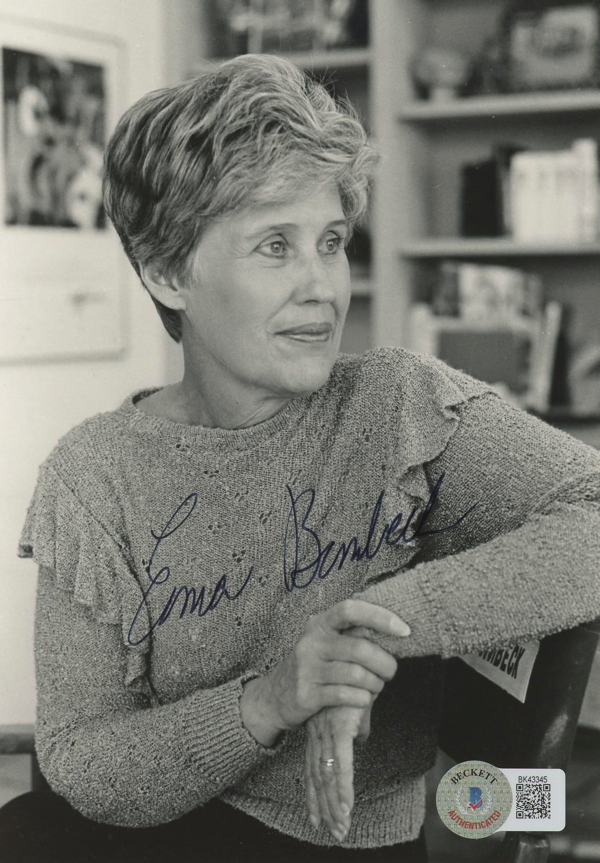 Erma Bombeck At Wit's End Authentic Signed 5x7 Black & White Photo BAS #BK43345