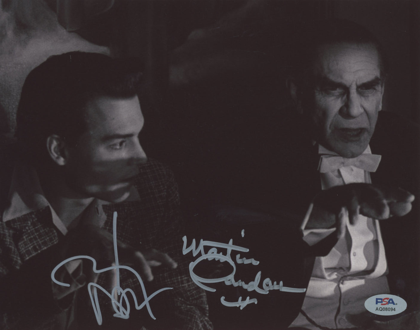 Johnny Depp & Martin Landau Ed Wood Authentic Signed 8x10 Photo PSA/DNA #AQ08094