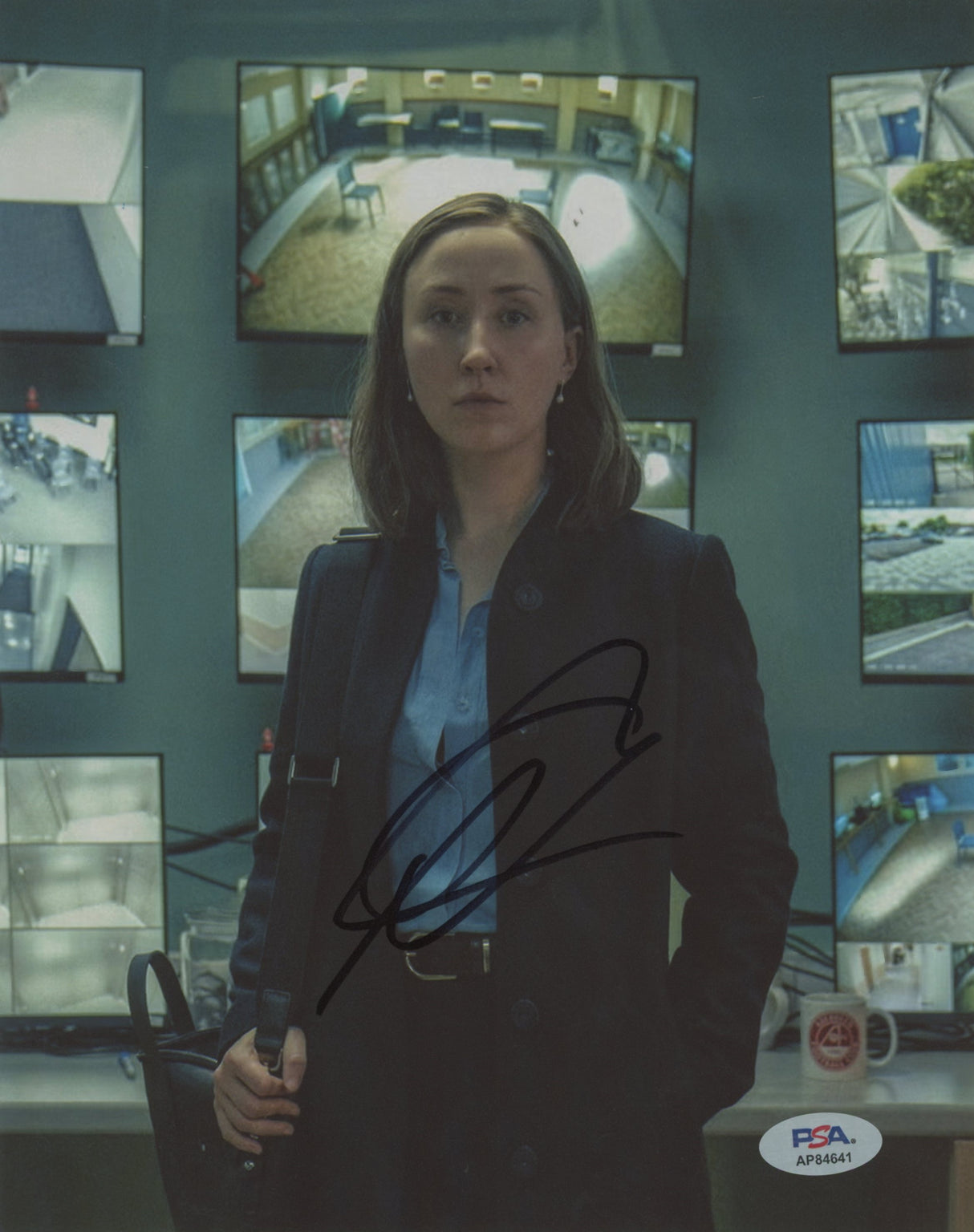 Erin Doherty Adolescence Authentic Signed 8x10 Vertical Photo PSA/DNA #AP84641