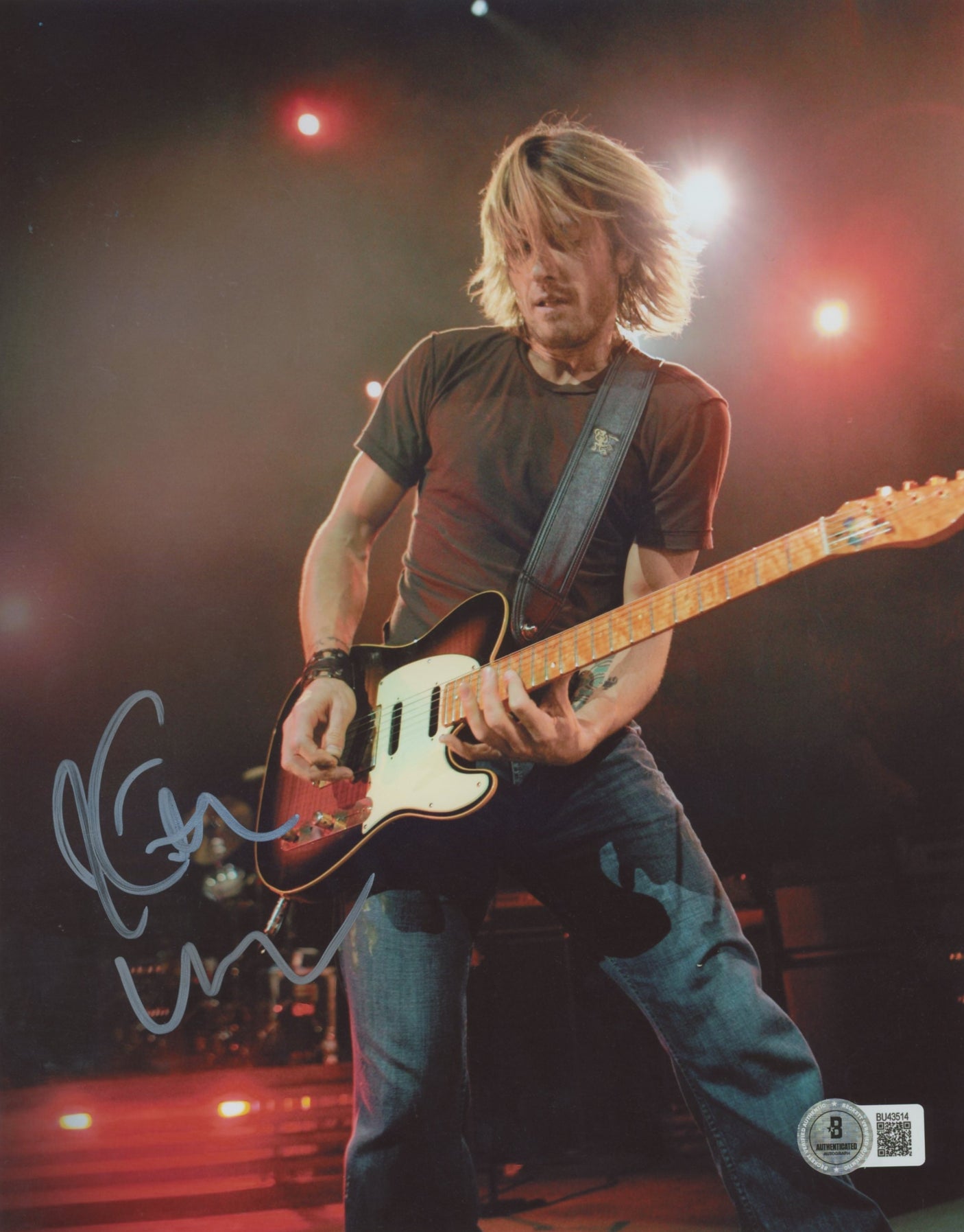 Keith Urban Authentic Signed 8x10 Vertical Photo BAS #BU43514