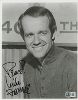 Mike Farrell M*A*S*H "Peace!" Authentic Signed 8x10 Photo BAS #BN74346