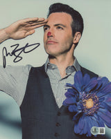 Reid Scott Veep Authentic Signed 8x10 Photo Autographed BAS #BV70255