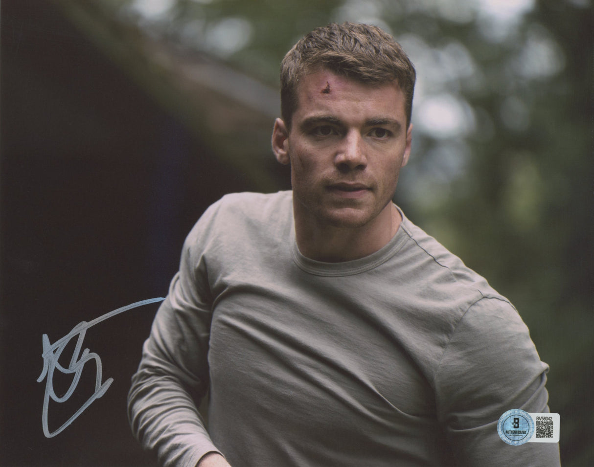 Gabriel Basso The Night Agent Authentic Signed 8x10 Photo BAS #BV58042