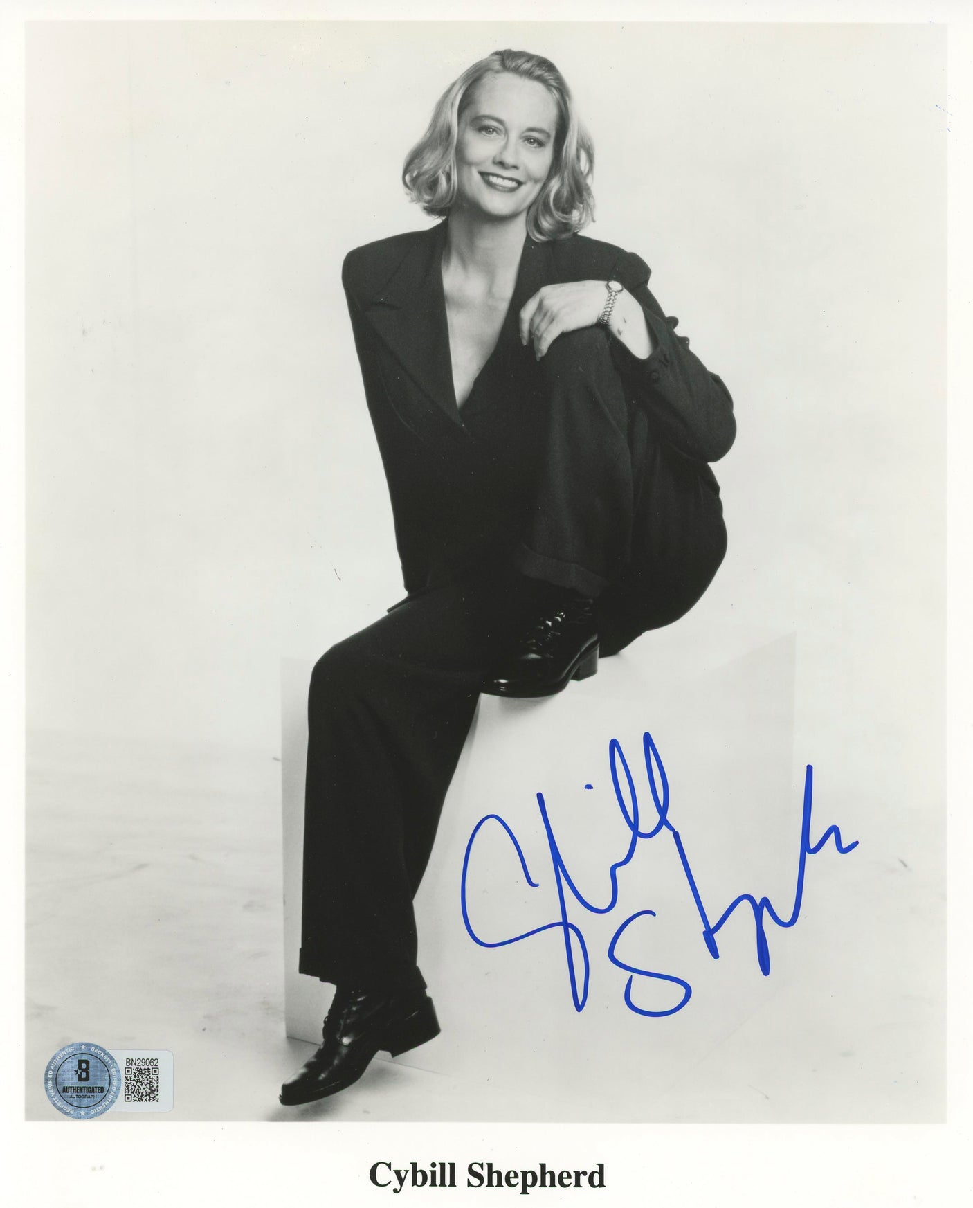 Cybill Shepherd Cybill Authentic Signed 8x10 Photo Autographed BAS #BN29062