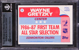 Oilers Wayne Gretzky Signed 1986 Topps Sticker Inserts #5 Card BAS Slabbed