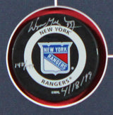 Wayne Gretzky Signed & Framed NY Rangers Logo Puck LE #148/199 JSA #YY62350