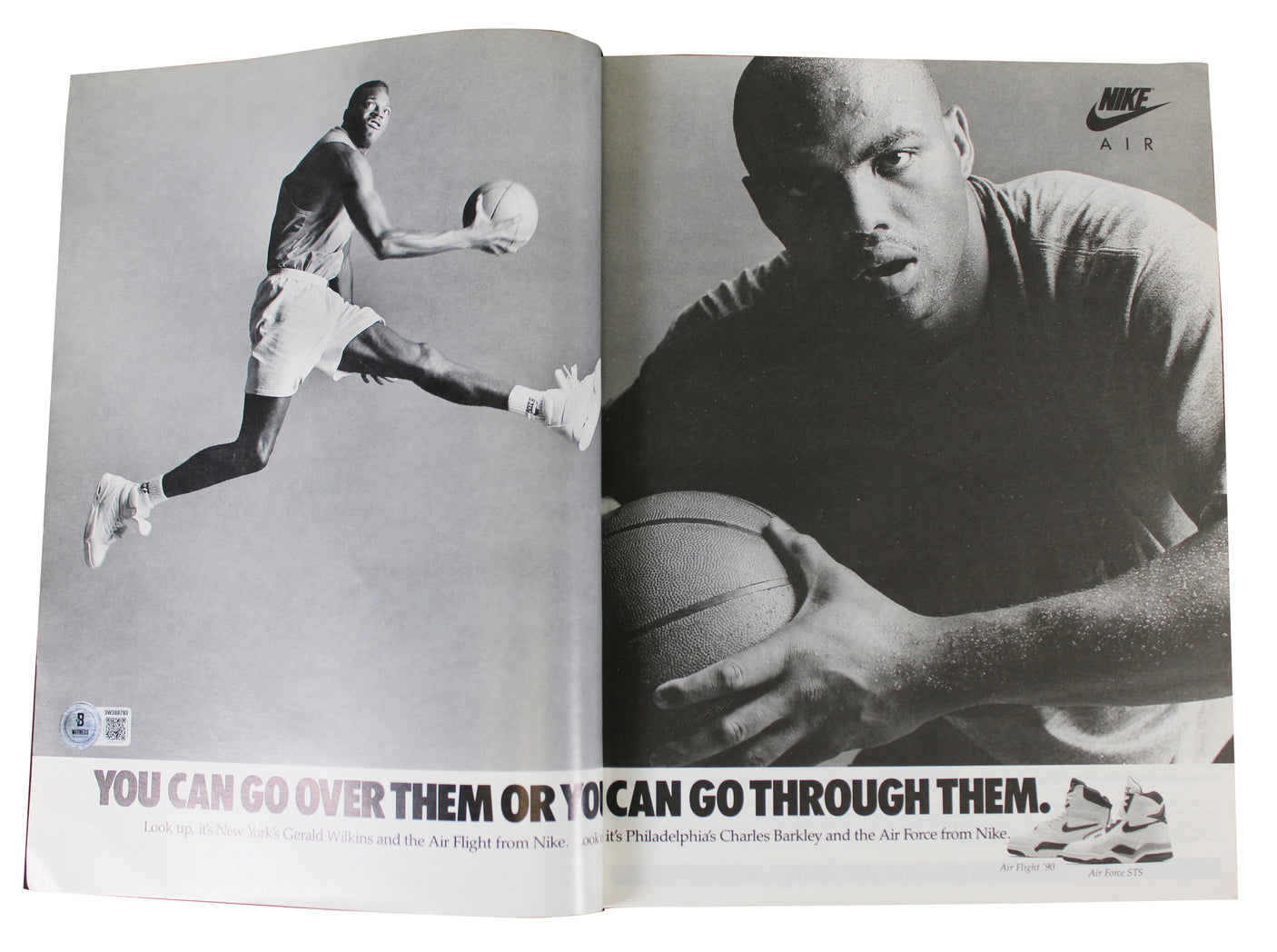 Shaquille O'Neal Signed 1989-90 College Basketball LSU Yearbook BAS W #3W388793