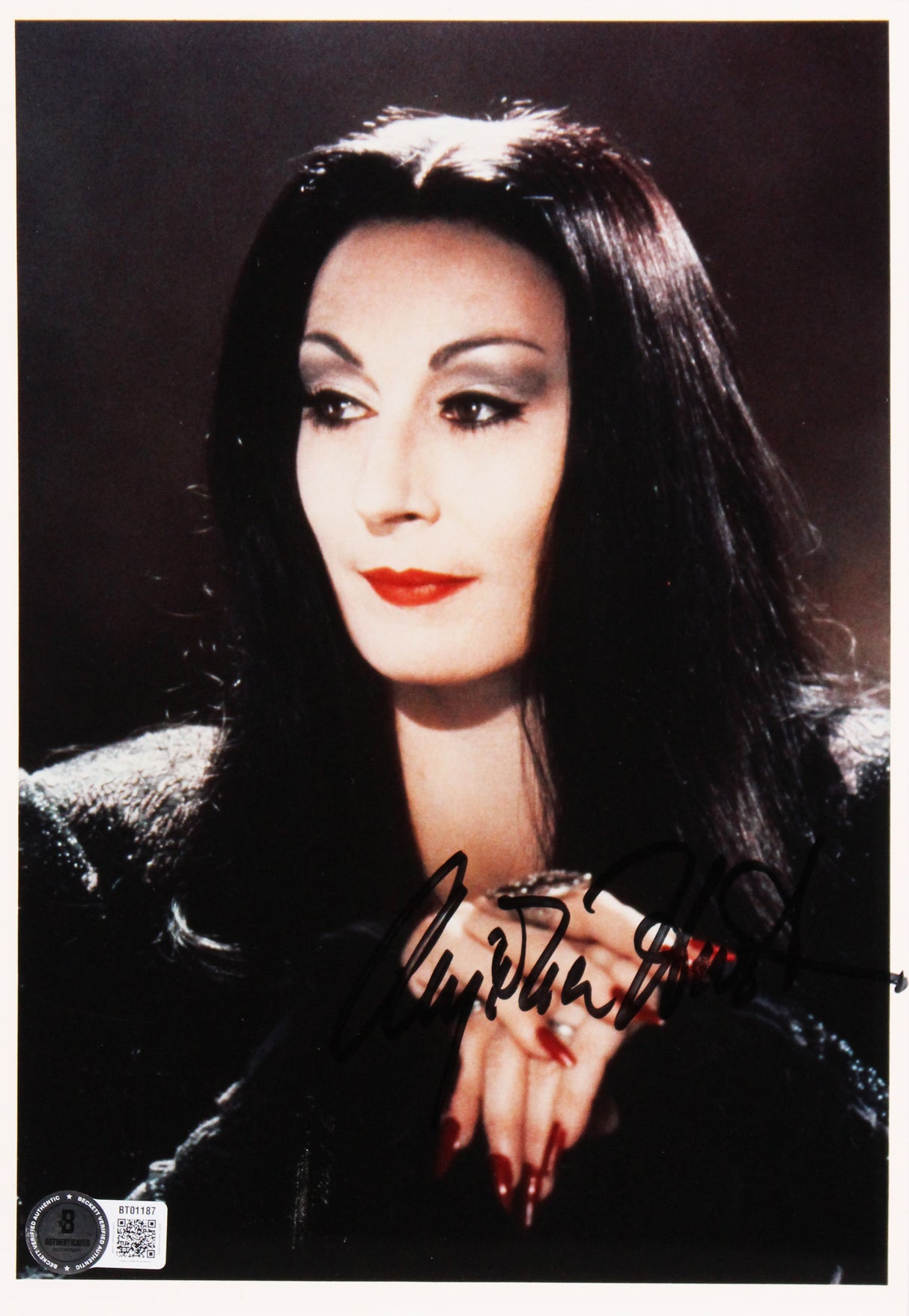 Anjelica Huston The Addams Family Signed 8x10 Framed Photo BAS #T01187