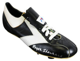 Cowboys Roger Staubach Signed Black & White Brooks Right Cleat BAS Wit #4W039340