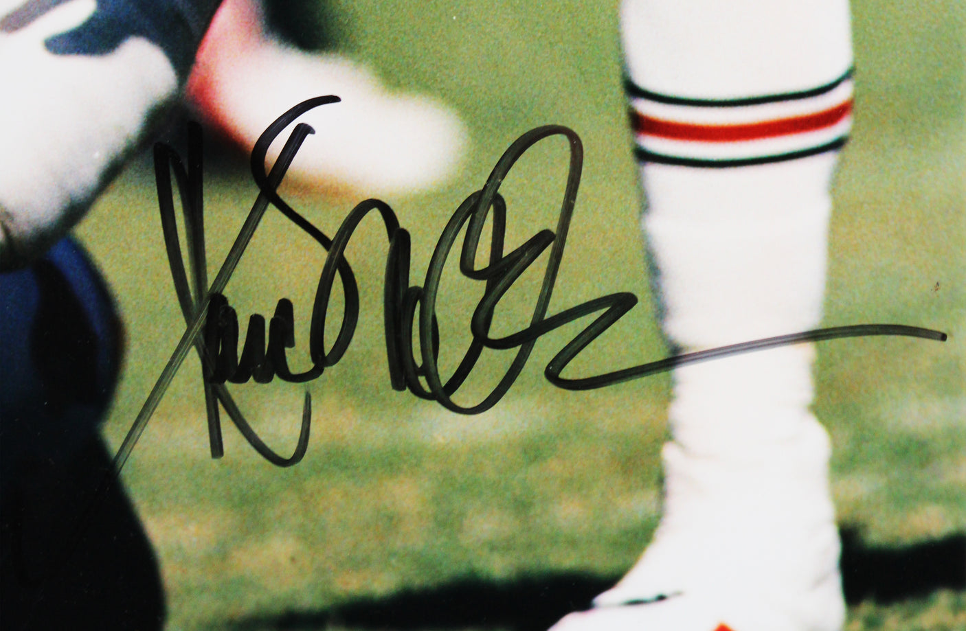 Chiefs Marcus Allen Authentic Signed 16x20 Photo Autographed BAS #BT57736