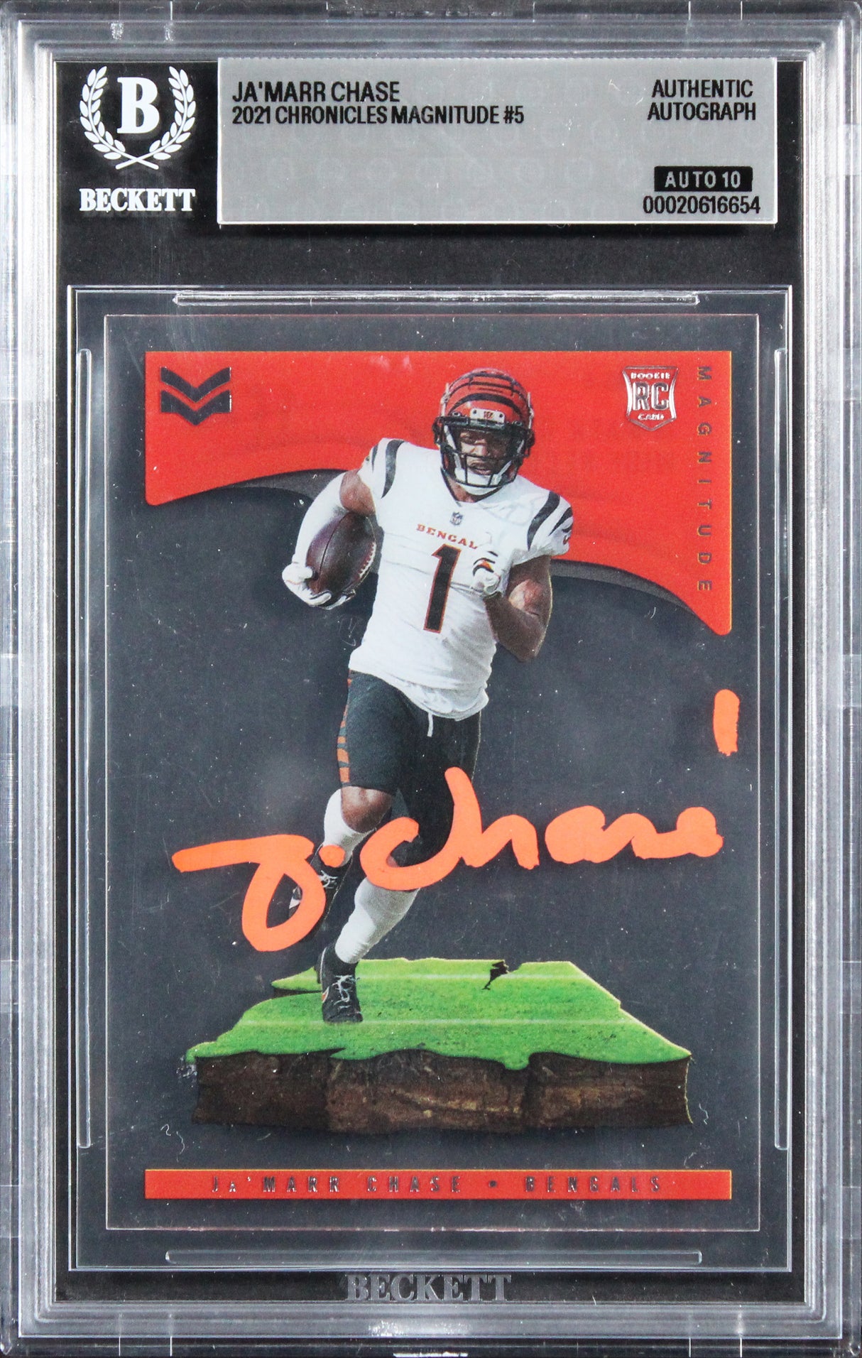 Bengals Ja'Marr Chase Signed 2021 Chronicles #5 RC Card Auto GM 10! BAS Slabbed