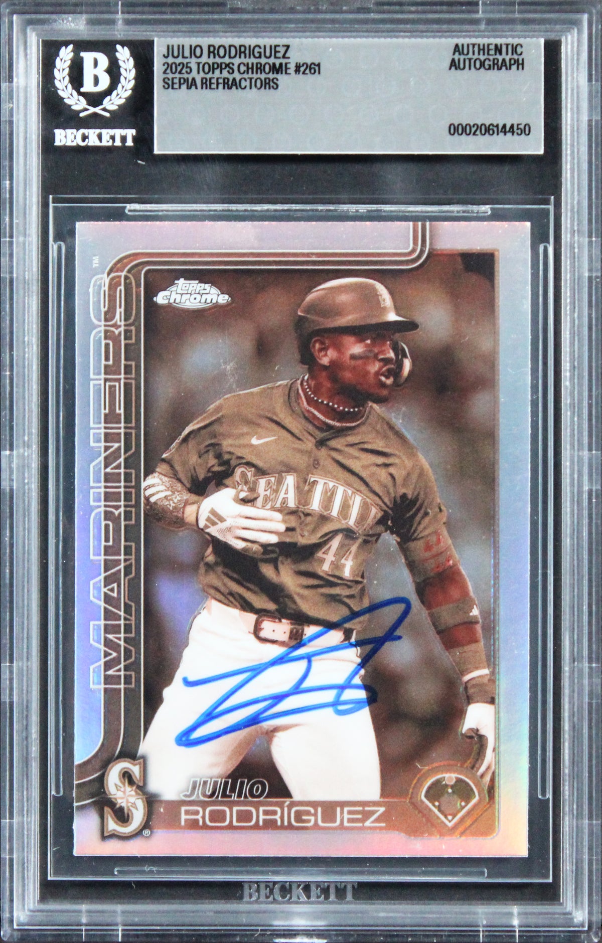Mariners Julio Rodriguez Signed 2025 Topps Chrome Refractors #261 Card BAS Slab