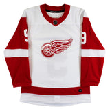 Red Wings Gordie Howe "Mr. Hockey, HOF" Signed White Adidas Jersey PSA #S32432