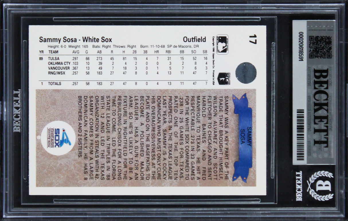 Cubs Sammy Sosa Signed 1990 Upper Deck #17 Card Auto Grade GM 10! BAS Slabbed