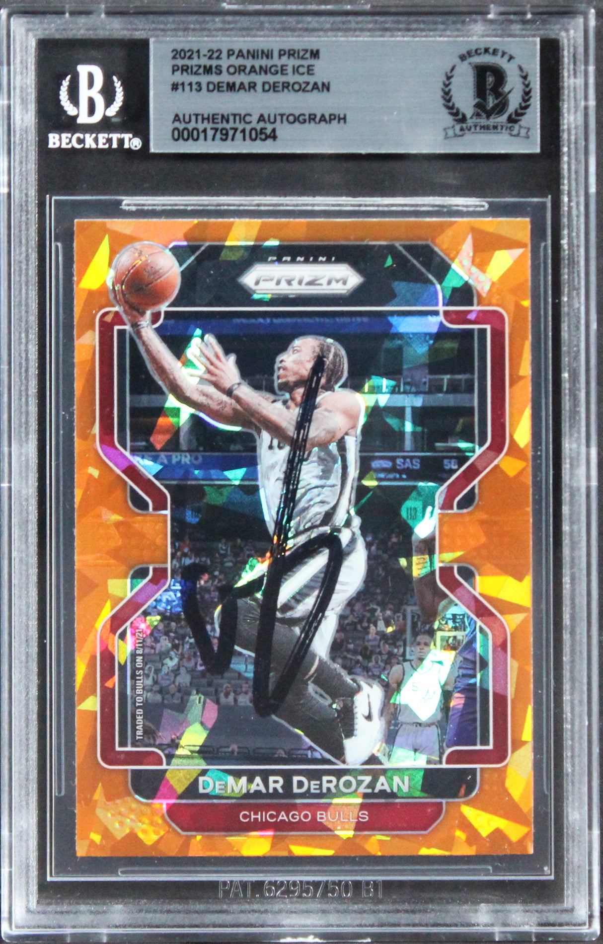 Bulls DeMar DeRozan Signed 2021 Panini Prizm Orange Ice #113 Card BAS Slabbed