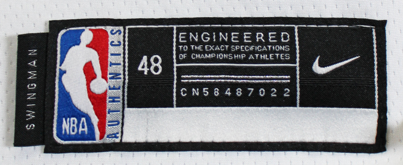 Thunder Shai Gilgeous-Alexander Signed White Nike Swingman Jersey PSA #AP56131