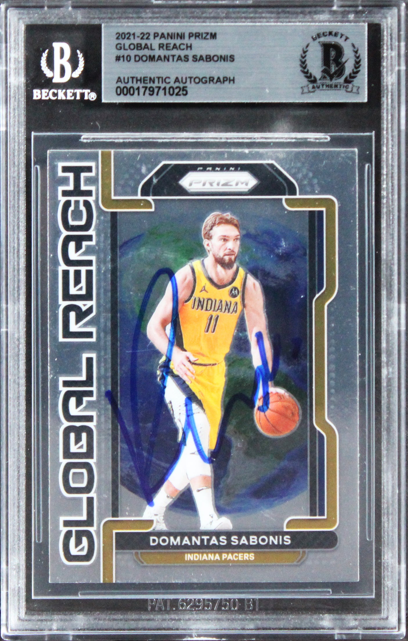 Pacers Domantas Sabonis Signed 2021 Panini Prizm Global Reach #10 Card BAS Slab