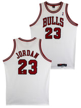 Bulls Michael Jordan Authentic Signed White Nike Size 50 Jersey BAS #AG010203