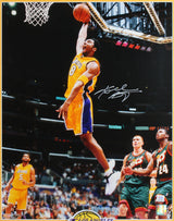 Lakers Kobe Bryant Signed 16x20 Framed Dunking Photo Vs Sonics PSA/DNA #A82900