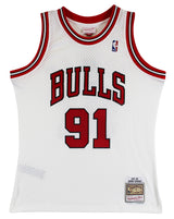 Bulls Dennis Rodman "HOF 2011" Signed White M&N HWC Swingman Jersey BAS Witness