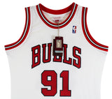 Bulls Dennis Rodman "HOF 2011" Signed White M&N HWC Swingman Jersey BAS Witness
