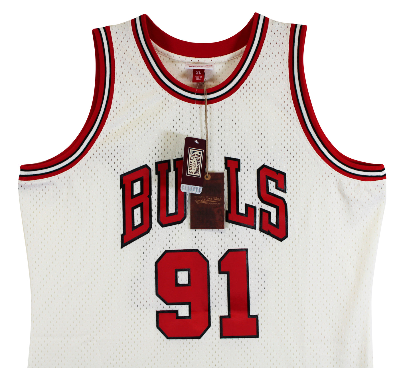 Bulls Dennis Rodman "HOF 2011" Signed Cream M&N HWC Swingman Jersey BAS Witness
