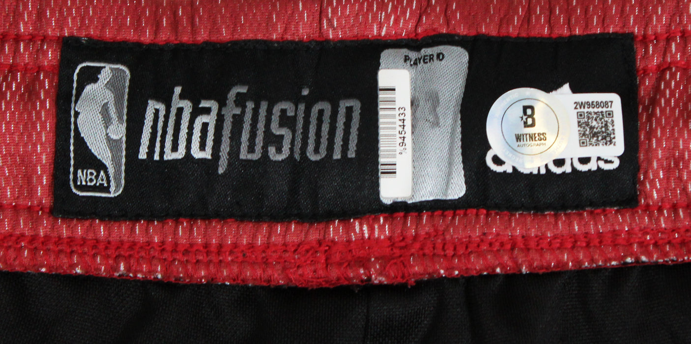 Cavaliers Shaquille O'Neal Signed Red Adidas Practice Shorts BAS Wit #2W958087