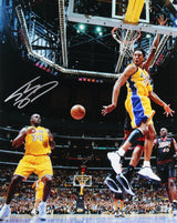 Lakers Shaquille O'Neal Signed 16x20 Vertical Photo Vs Sixers BAS Witnessed