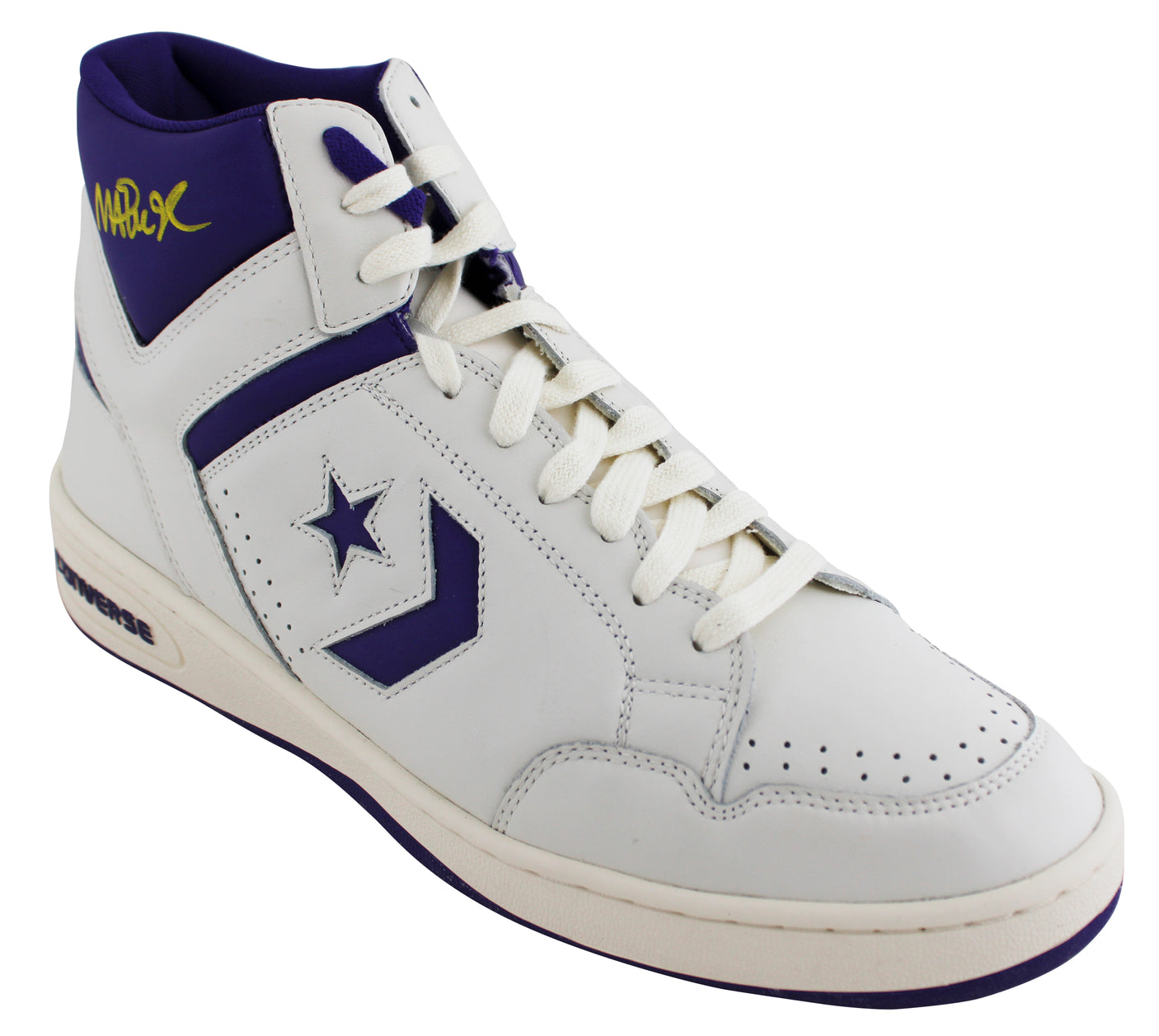 Lakers Magic Johnson Signed Right Purple & White Converse Weapon Shoe BAS Wit 3