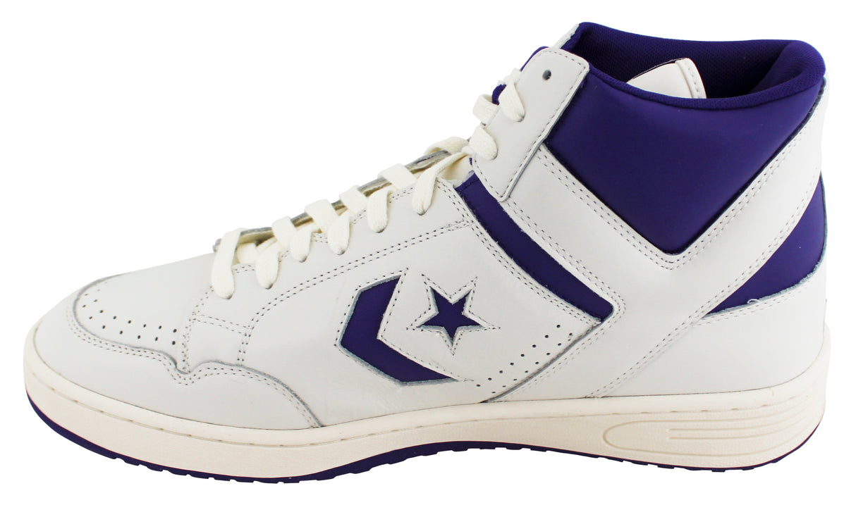 Lakers Magic Johnson Signed Right P&W Converse Weapon Shoe W/ Case BAS Witness 3