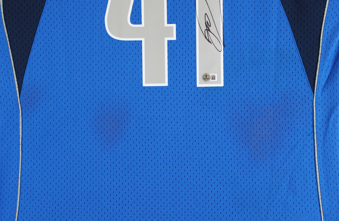 Mavericks Dirk Nowitzki Signed Blue M&N 2010-11 HWC Swingman Jersey BAS #BS20483