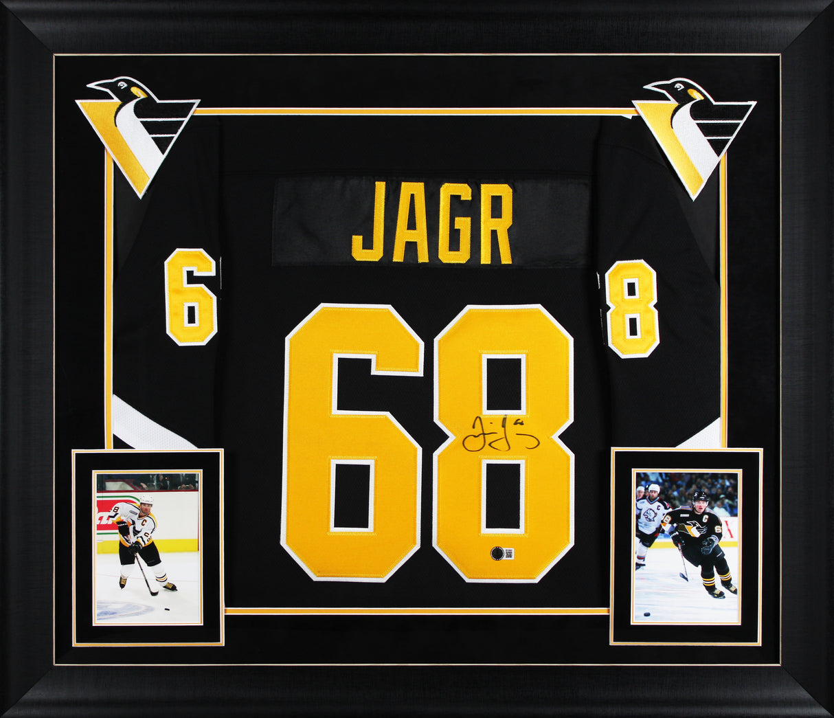 Penguins Jaromir Jagr Signed Black Fanatics Breakaway Framed Jersey BAS Witness