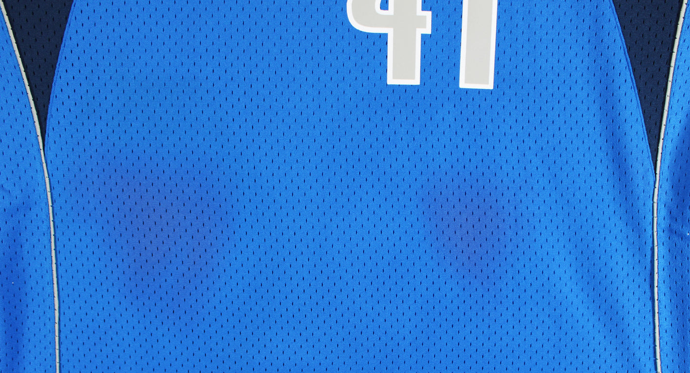 Mavericks Dirk Nowitzki Signed Blue M&N 2010-11 HWC Swingman Jersey BAS #BS20483