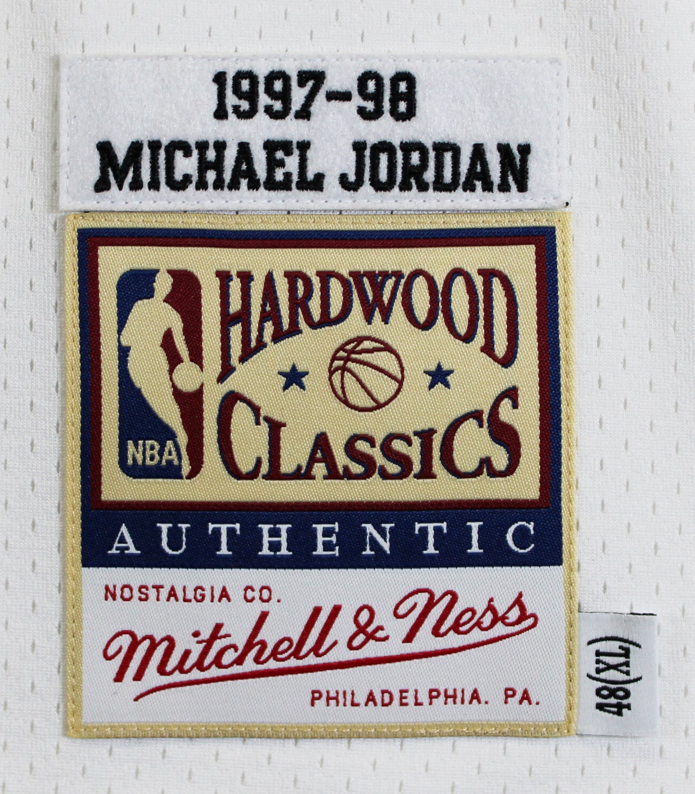 Bulls Michael Jordan Signed 97-98 White Nike HWC Authentic Framed Jersey UDA