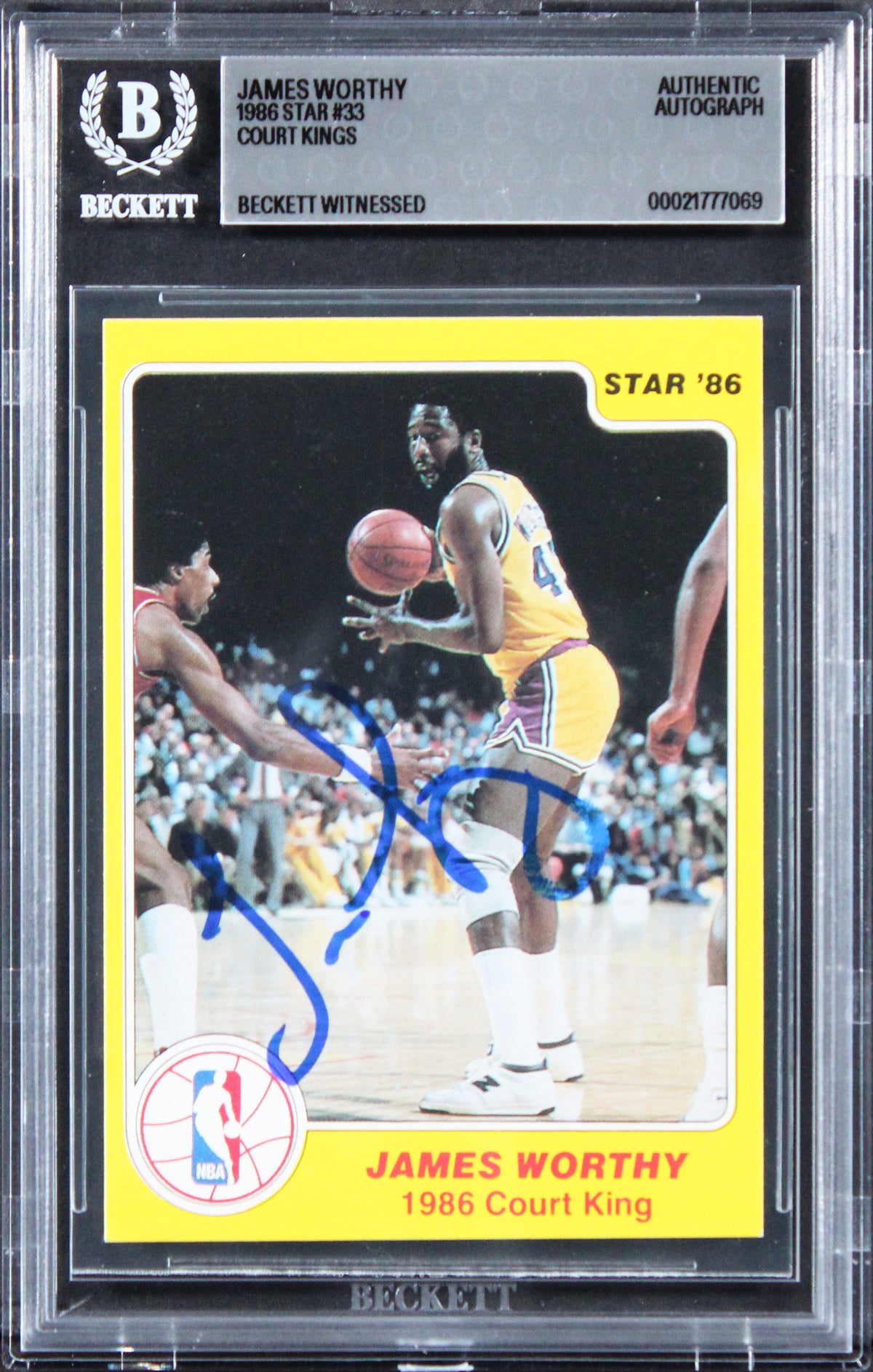 Lakers James Worthy Authentic Signed 1986 Star Court Kings #33 Card BAS Slabbed
