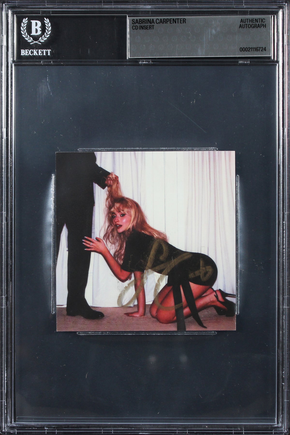 Sabrina Carpenter Authentic Signed Man's Best Friend CD Insert BAS Slabbed