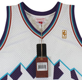 Jazz Karl Malone Signed 1996-97 White Mitchell & Ness Swingman Jersey BAS Wit