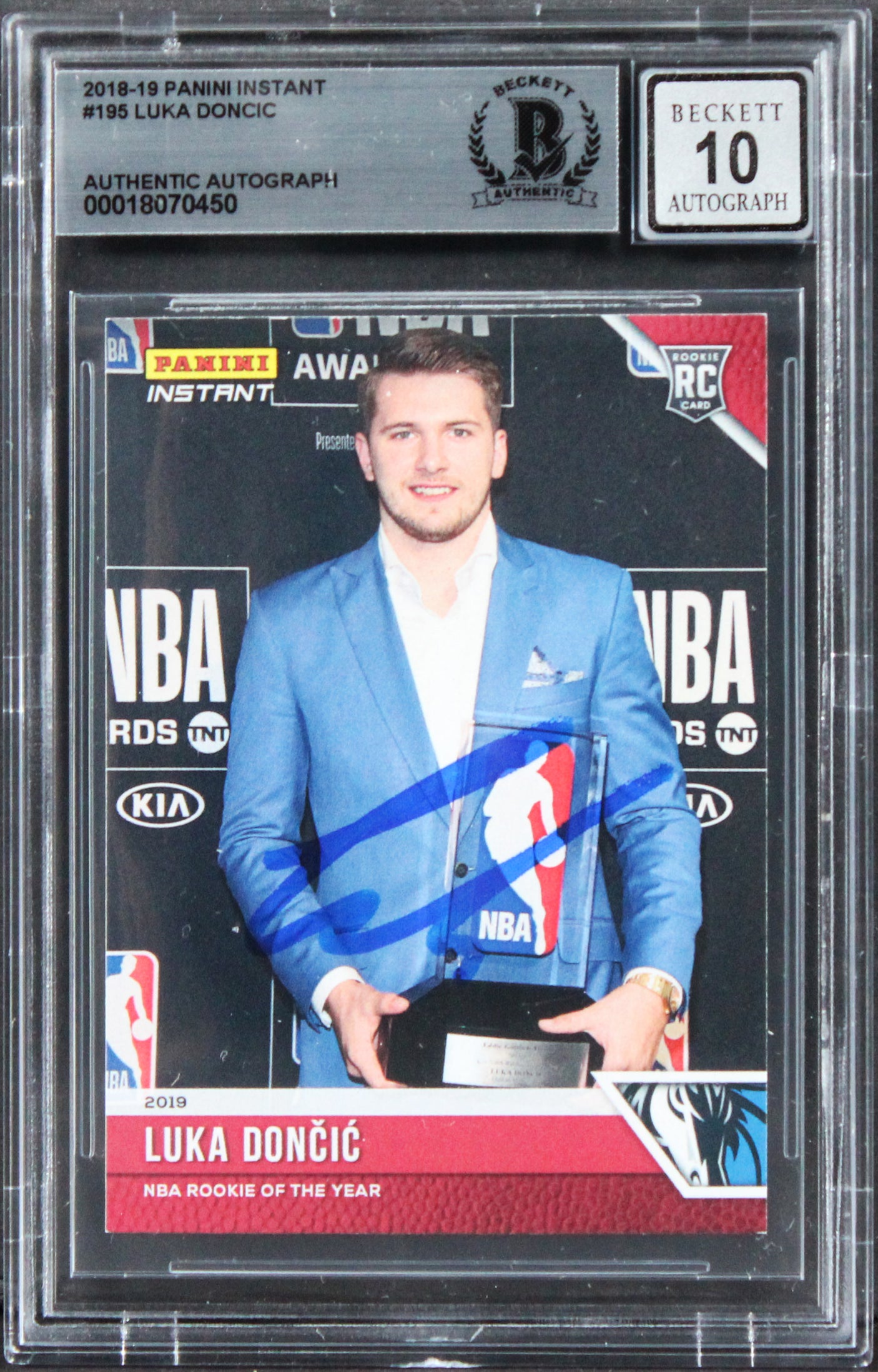 Mavericks Luka Doncic Signed 2018 Panini Instant #195 RC Auto 10! BAS Slabbed