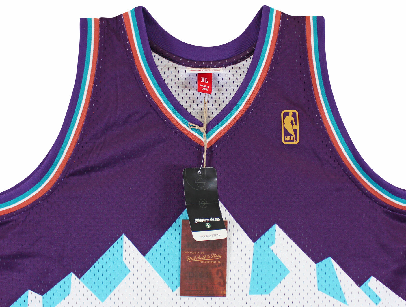 Jazz Karl Malone Signed 1996-97 Purple Mitchell & Ness Swingman Jersey BAS Wit
