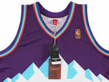 Jazz Karl Malone Signed 1996-97 Purple Mitchell & Ness Swingman Jersey BAS Wit