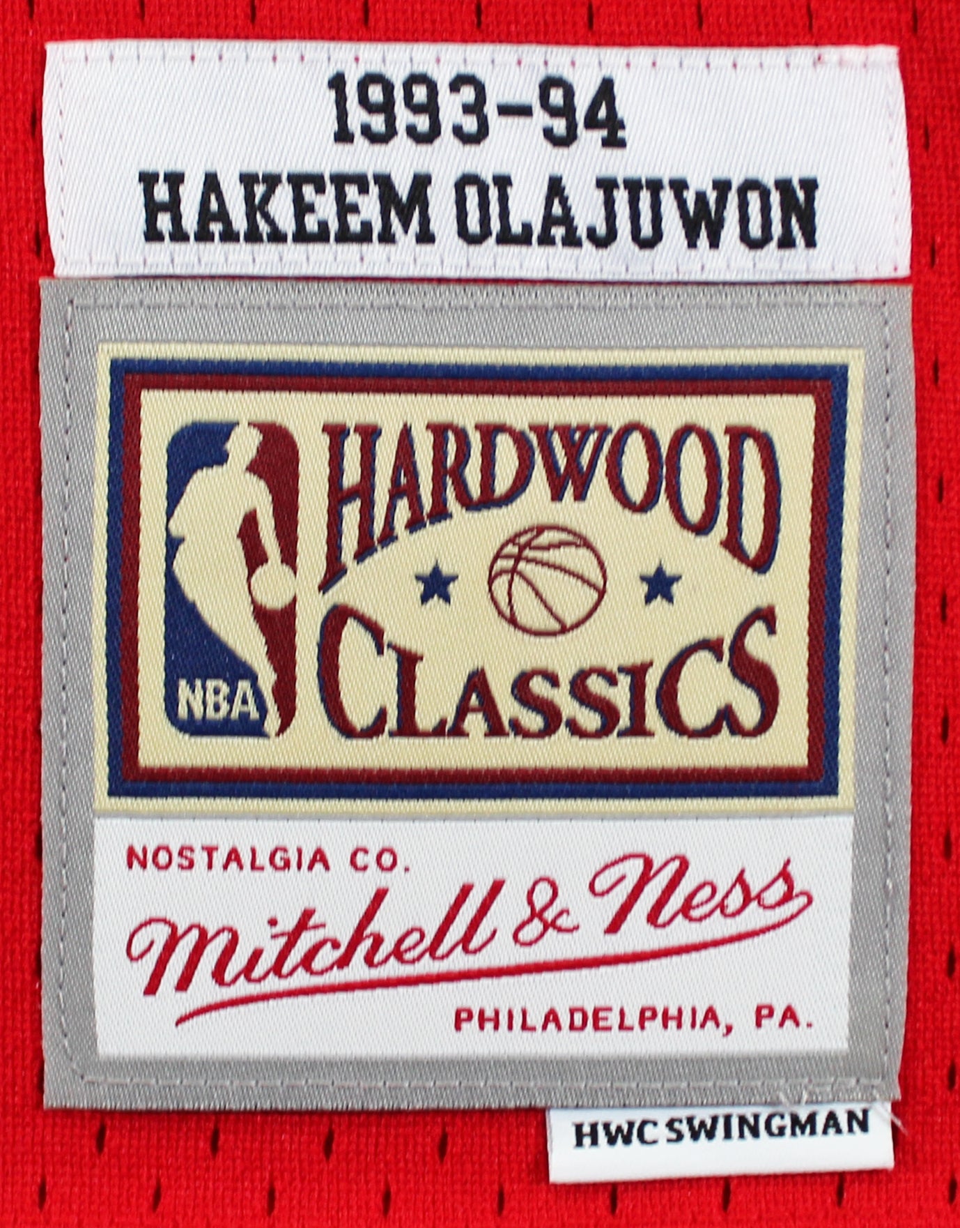 Rockets Hakeem Olajuwon "HOF 08" Signed 1993-94 Red M&N Swingman Jersey BAS Wit