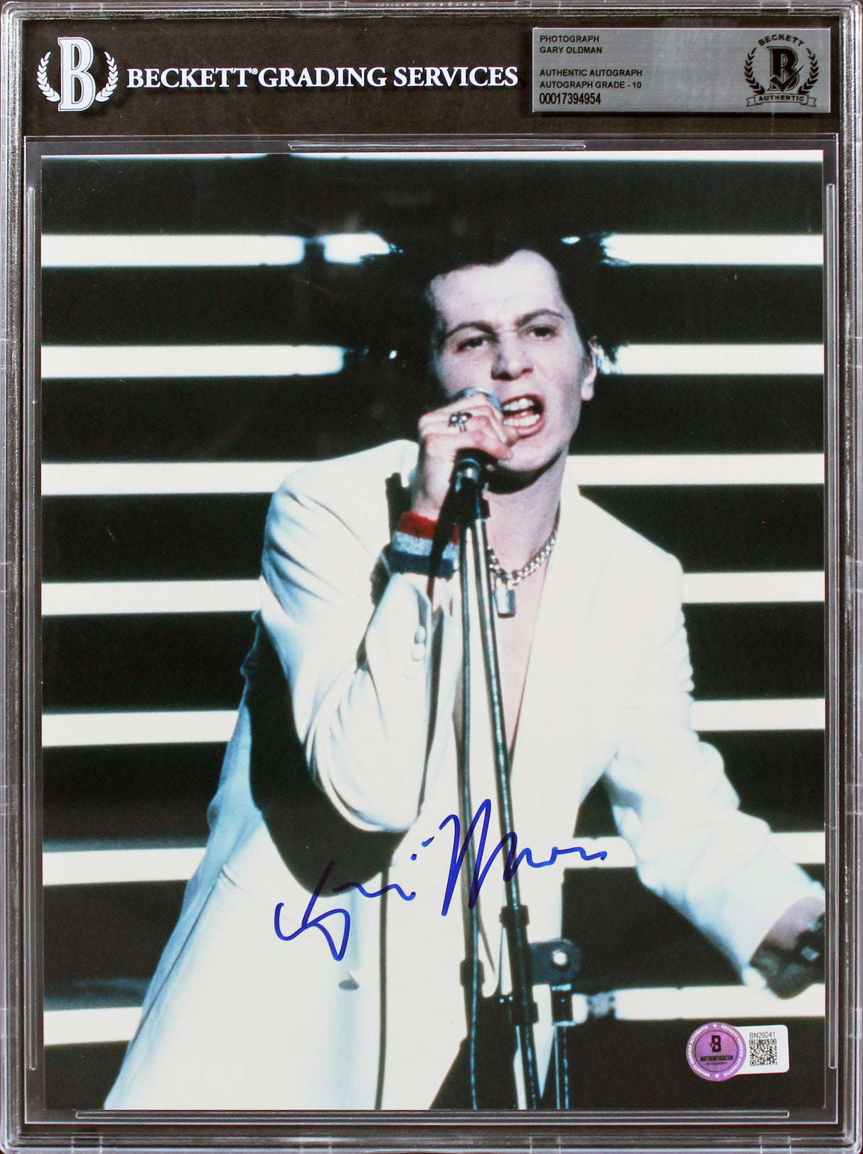 Gary Oldman Sid and Nancy Authentic Signed 8x10 Photo Auto Graded 10 BAS Slabbed