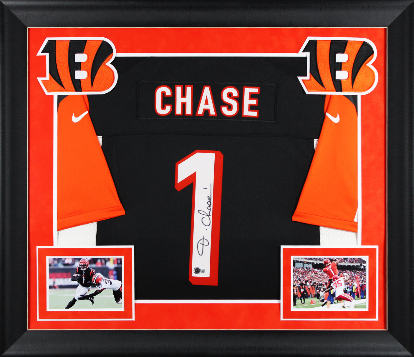 Bengals Ja'Marr Chase Signed Black TB Nike Limited Framed Jersey BAS Witnessed